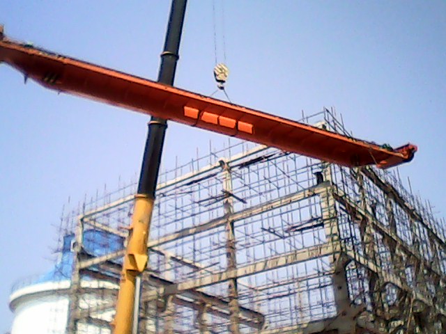 中金嶺南礦業(yè)QD型通用橋式起重機(jī)安裝2